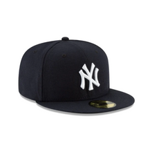 Load image into Gallery viewer, New York Yankees Authentic Collection 59FIFTY Fitted

