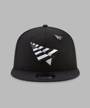 Load image into Gallery viewer, The Original Crown 9FIFTY Snapback W/ Black Undervisor
