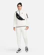 Load image into Gallery viewer, Nike Sportswear Tech Fleece
